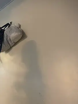 Carolinen online show from 04-19-26, 07:16