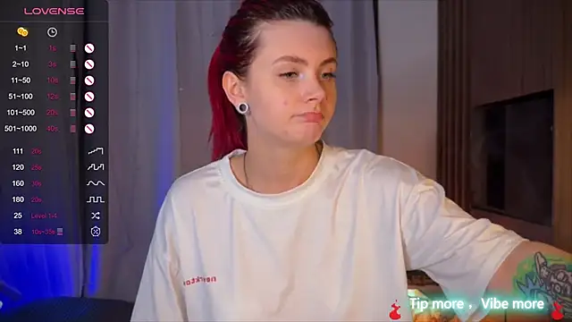 Snapshot of HarpyWitch chatting on 02-01-25, 11:06 HarpyWitch online show from 02-01-25, 11:06