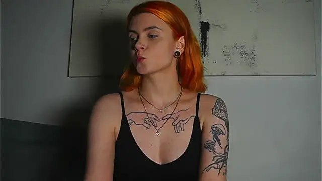 Snapshot of HarpyWitch chatting on 10-03-25, 07:00 HarpyWitch online show from 10-03-25, 07:00