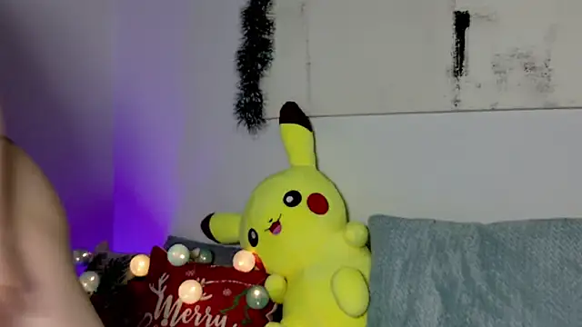 Snapshot of HarpyWitch chatting on 12-21-25, 06:59 HarpyWitch online show from 12-21-25, 06:59