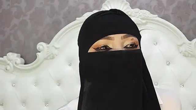 Snapshot of Hajar_Kar chatting on 07-14-26, 05:01 Hajar Kar online show from 07-14-26, 05:01