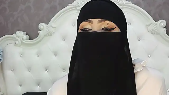 Snapshot of Hajar_Kar chatting on 07-15-26, 05:45 Hajar Kar online show from 07-15-26, 05:45