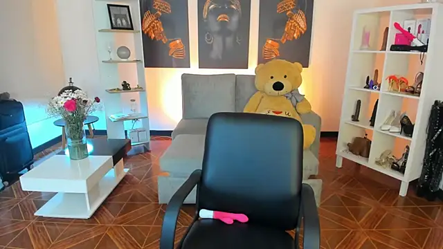 Snapshot of saralife chatting on 02-06-26, 10:29 saralife online show from 02-06-26, 10:29