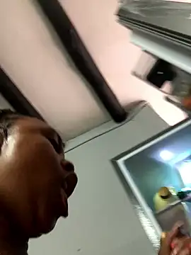 Pearl 00 online show from 01-10-26, 12:40