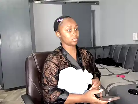 Pearl 00 online show from 02-18-26, 09:33