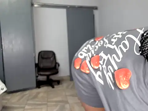 Pearl 00 online show from 03-01-26, 08:11