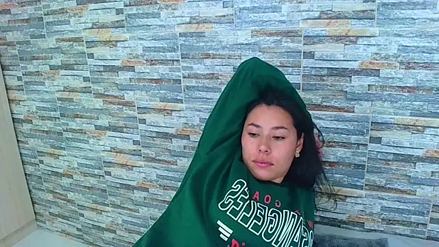 Snapshot of _joy_yva chatting on 03-04-25, 04:20 joy yva online show from 03-04-25, 04:20