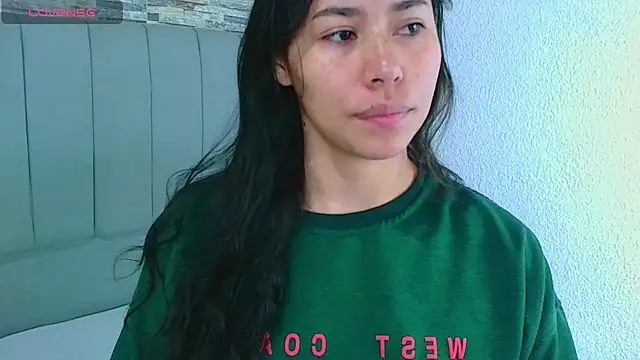 Snapshot of _joy_yva chatting on 03-20-25, 11:49 joy yva online show from 03-20-25, 11:49