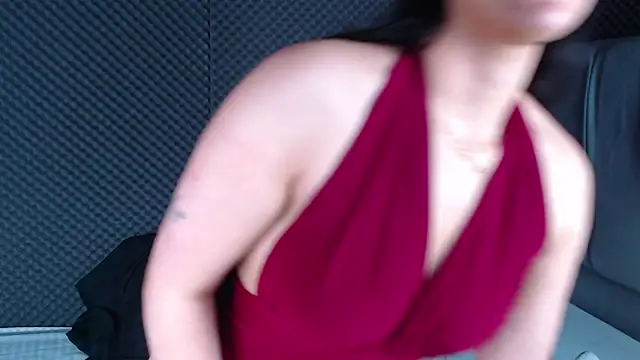 Snapshot of _joy_yva chatting on 01-10-26, 08:32 joy yva online show from 01-10-26, 08:32