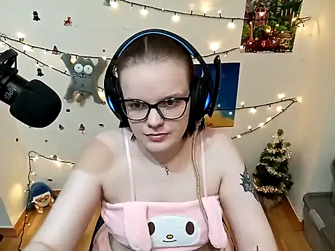 DivaMarisa online show from 12-27-24, 08:18