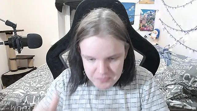 DivaMarisa online show from 03-14-25, 04:30