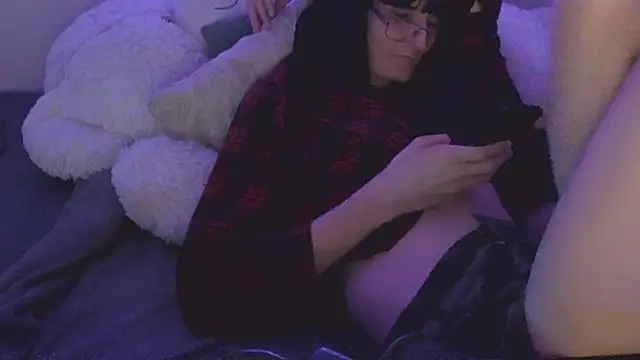 Snapshot of CeriseLapine chatting on 03-24-26, 09:42 CeriseLapine online show from 03-24-26, 09:42