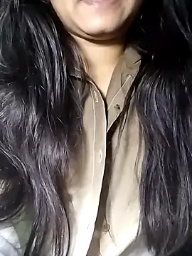 Indianhyna online show from 02-06-26, 12:59
