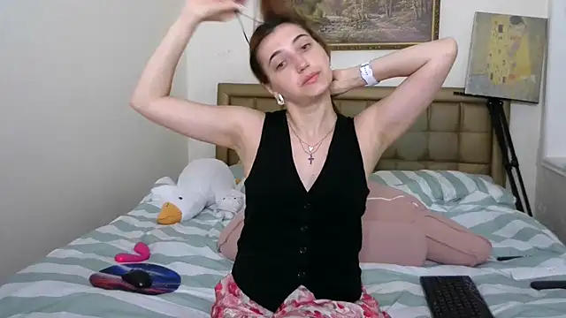 Snapshot of Iren chatting on 06-23-26, 04:10 Iren online show from 06-23-26, 04:10