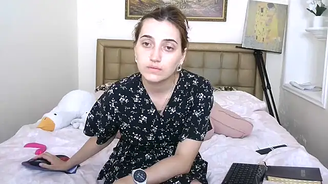 Snapshot of Iren chatting on 06-30-26, 01:56 Iren online show from 06-30-26, 01:56