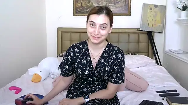 Snapshot of Iren chatting on 07-01-26, 07:43 Iren online show from 07-01-26, 07:43