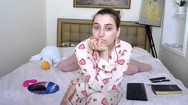 Snapshot of Iren chatting on 07-01-26, 07:46 Iren online show from 07-01-26, 07:46
