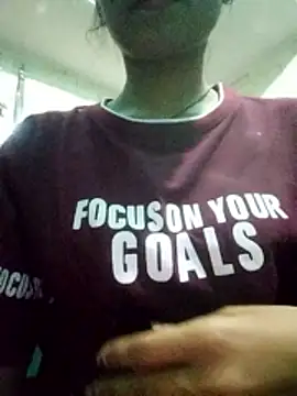 Snapshot of cute_simmy0 chatting on 03-11-26, 09:15 cute simmy0 online show from 03-11-26, 09:15