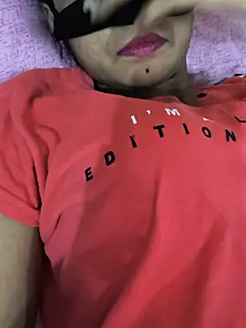 cute simmy0 online show from 05-12-26, 02:25