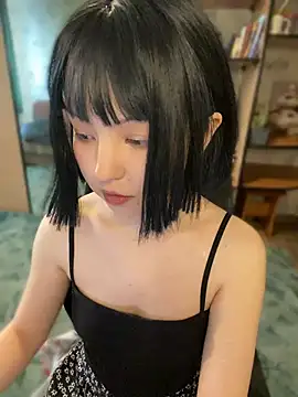 Snapshot of lalallalalaa- chatting on 06-20-26, 12:30 lalallalalaa- online show from 06-20-26, 12:30