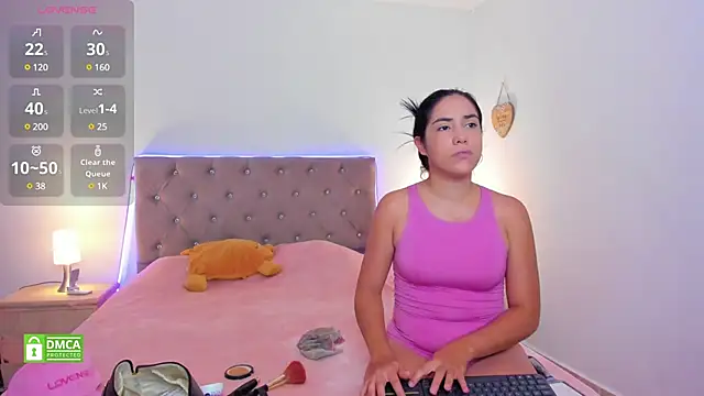 Scarlett 00  online show from 01-10-25, 08:15