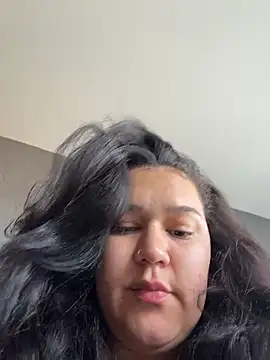 ValenG023 online show from 04-07-26, 01:33