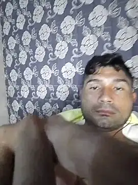 Snapshot of Diogo100 chatting on 03-15-26, 06:36 Diogo100 online show from 03-15-26, 06:36