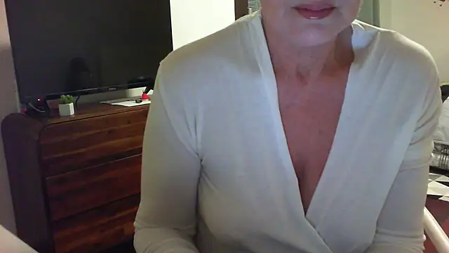 Snapshot of __Angel78__ chatting on 03-12-25, 07:06 Angel78 online show from 03-12-25, 07:06