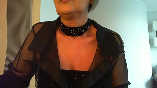 Snapshot of __Angel78__ chatting on 11-30-25, 01:37 Angel78 online show from 11-30-25, 01:37