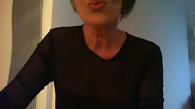 Snapshot of __Angel78__ chatting on 12-04-25, 02:15 Angel78 online show from 12-04-25, 02:15