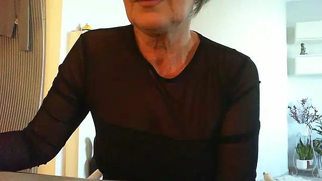 Snapshot of __Angel78__ chatting on 12-14-25, 02:00 Angel78 online show from 12-14-25, 02:00