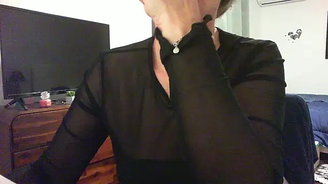 Snapshot of __Angel78__ chatting on 04-14-26, 01:06 Angel78 online show from 04-14-26, 01:06