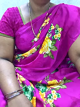 Snapshot of MaaliiiPonuTamil chatting on 06-10-26, 02:23 MaaliiiPonuTamil online show from 06-10-26, 02:23