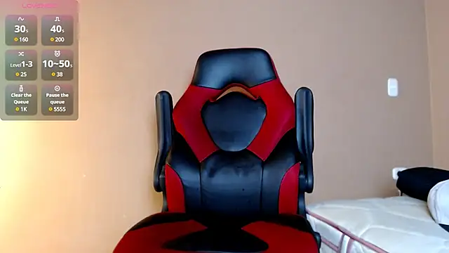 Snapshot of karlgiles_ chatting on 01-20-25, 06:21 karlgiles online show from 01-20-25, 06:21