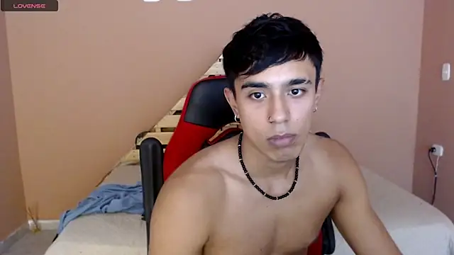 Snapshot of karlgiles_ chatting on 03-03-25, 07:06 karlgiles online show from 03-03-25, 07:06