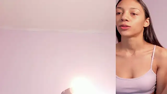 Snapshot of lupeebony chatting on 05-24-26, 07:30 lupeebony online show from 05-24-26, 07:30