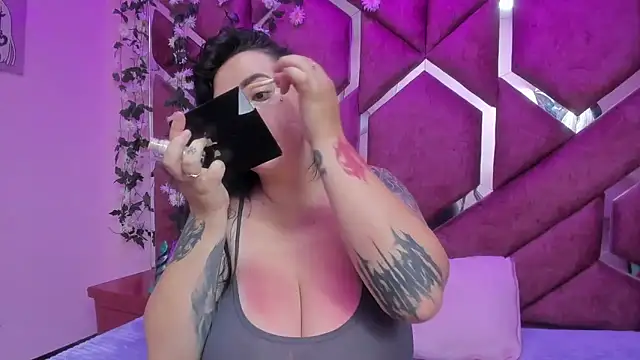 Victoria Rossy online show from 02-24-26, 08:18