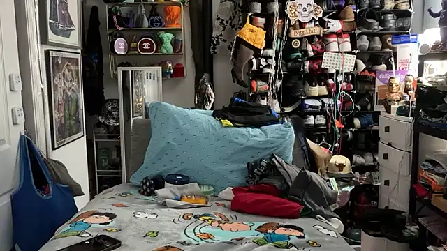 joeytatts66 online show from 04-01-26, 01:17