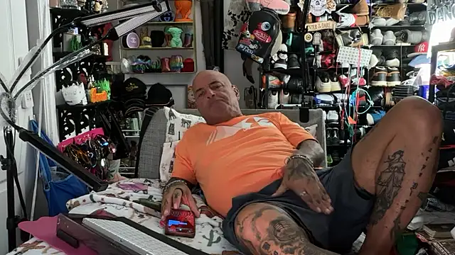 joeytatts66 online show from 07-01-26, 02:24