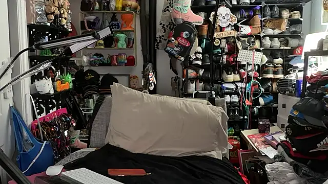 joeytatts66 online show from 07-07-26, 01:30