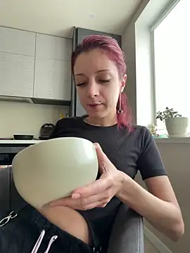 Kathleen Meow online show from 06-03-26, 07:00