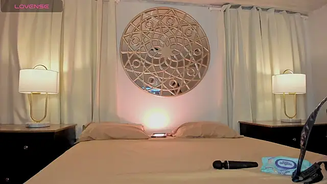Belliinda 21 online show from 05-22-26, 07:19
