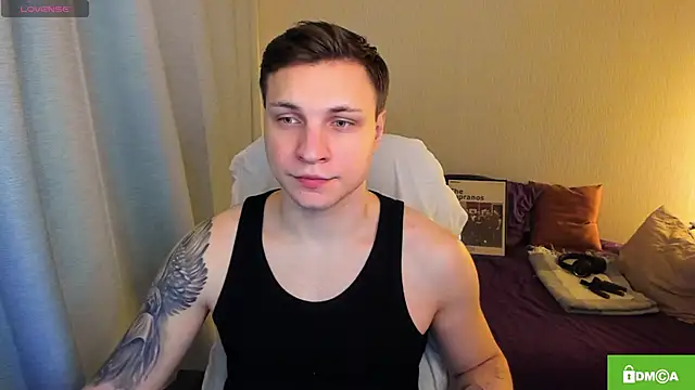 Snapshot of handsome_guy01 chatting on 03-03-26, 02:07 handsome guy01 online show from 03-03-26, 02:07