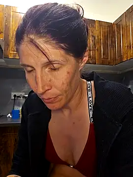 Lenchen  online show from 04-06-26, 07:48