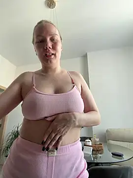 LianaCruz   online show from 04-02-26, 04:32