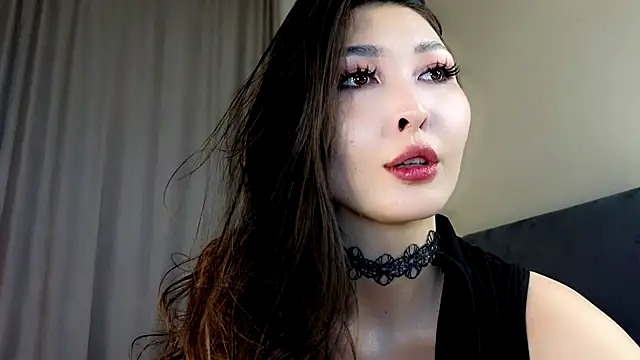 Snapshot of honey_yani chatting on 05-22-26, 11:21 honey yani online show from 05-22-26, 11:21