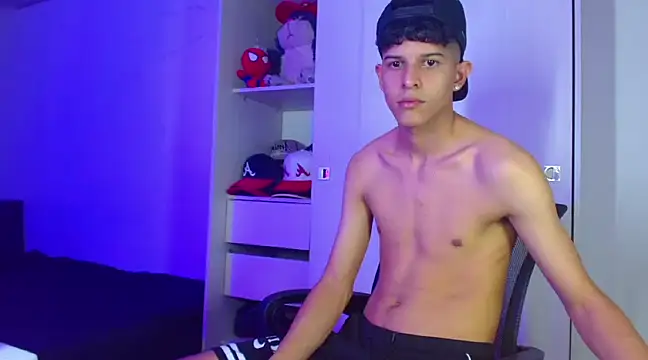 LiamGadiell online show from 02-17-25, 02:53