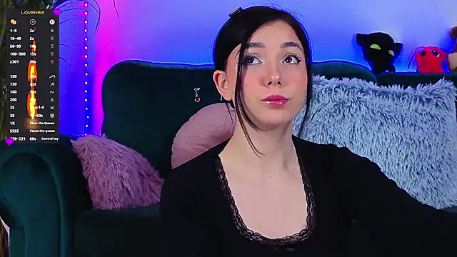 AveryWillow online show from 03-06-26, 11:12