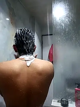 skinnyyyyyyyyy online show from 04-12-26, 03:22