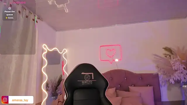 Amara tay online show from 12-22-25, 07:11